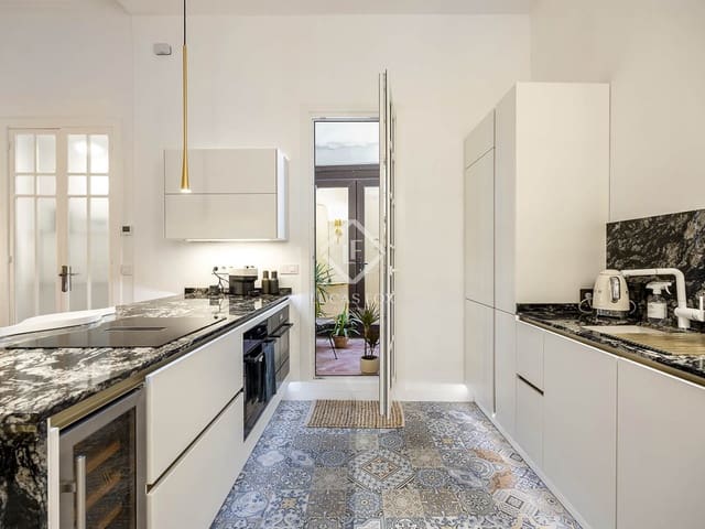 3 makuuhuone Huoneisto myytävänä paikassa Barcelona kaupunki - 850 000 € (Ref: 8939152)