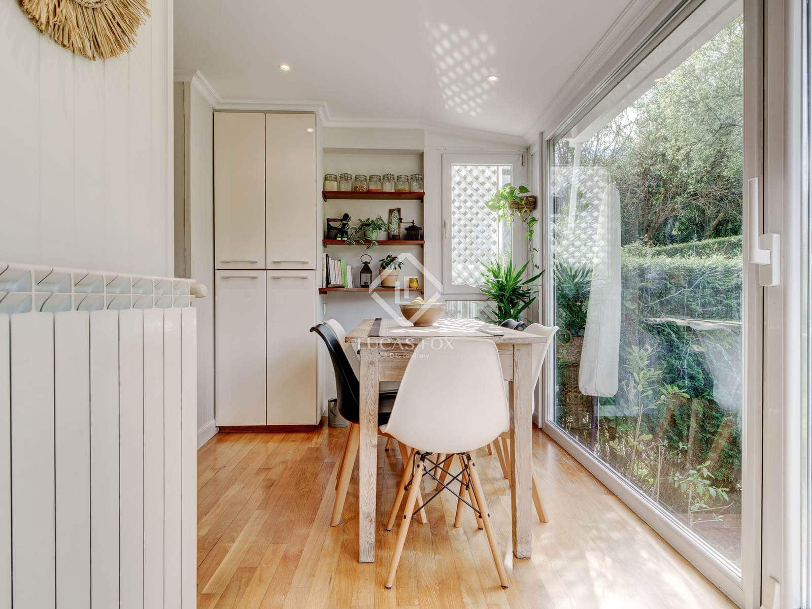 2 soveværelse Lejlighed til leje i Donostia-San Sebastian med garage - € 4.000 (Ref: 8939254)