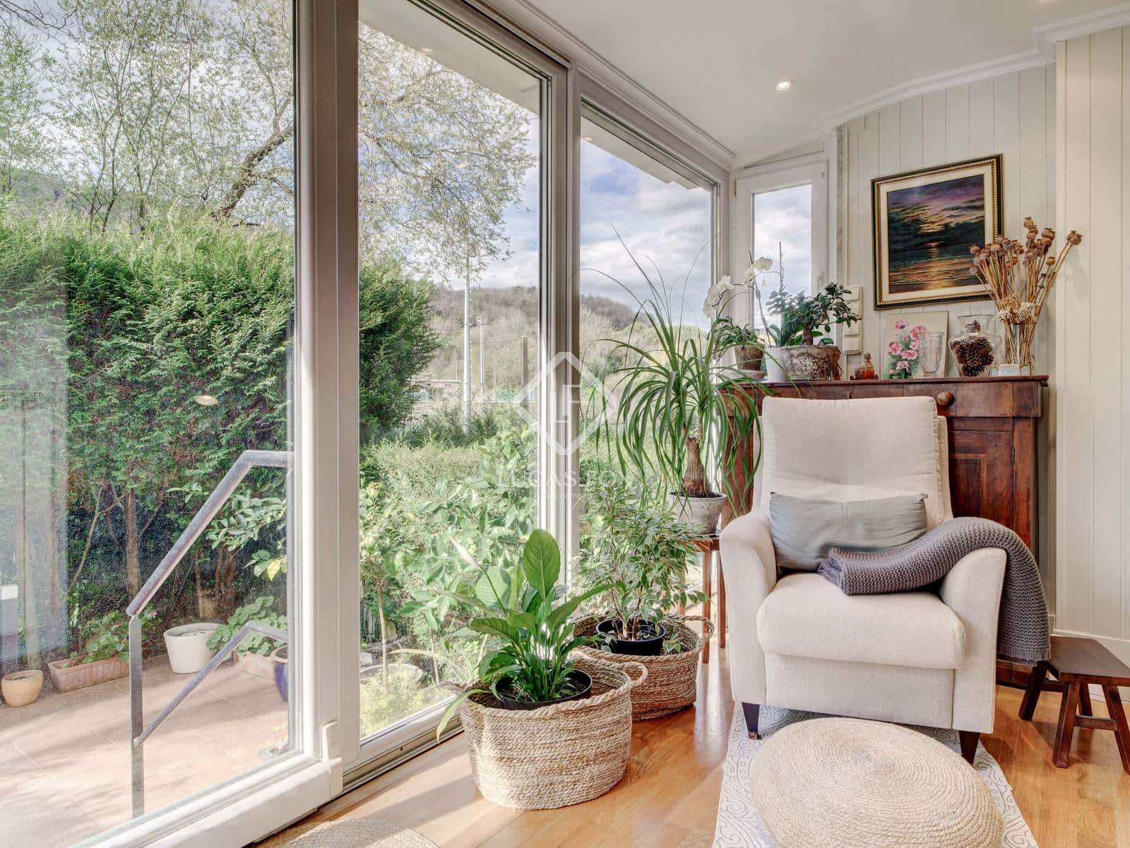 2 soveværelse Lejlighed til leje i Donostia-San Sebastian med garage - € 4.000 (Ref: 8939254)