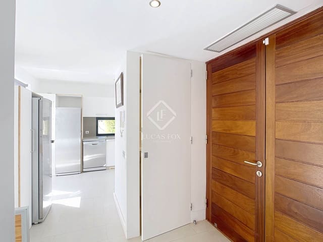 3 chambre Villa/Maison à vendre à Ciutadella de Menorca avec piscine garage - 890 000 € (Ref: 8940992)