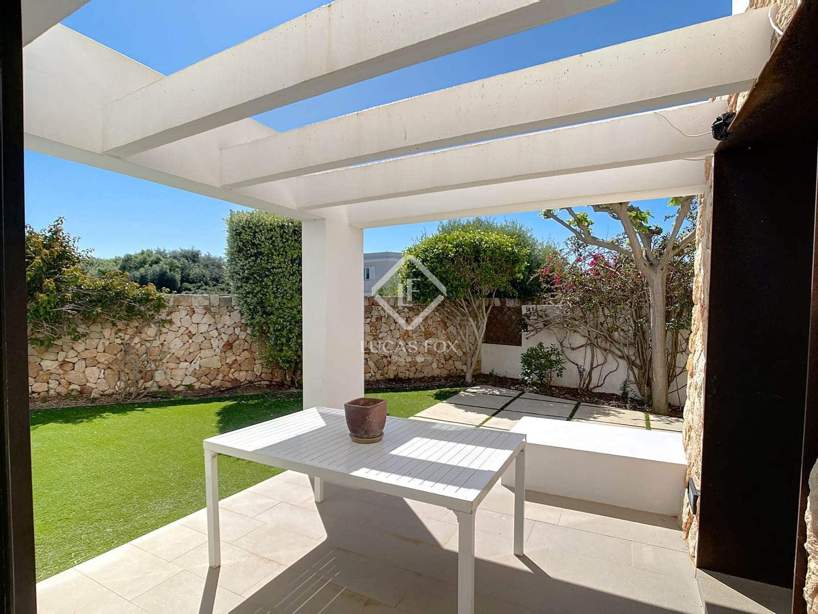 3 Zimmer Villa zu verkaufen in Ciutadella de Menorca mit Pool Garage - 890.000 € (Ref: 8940992)