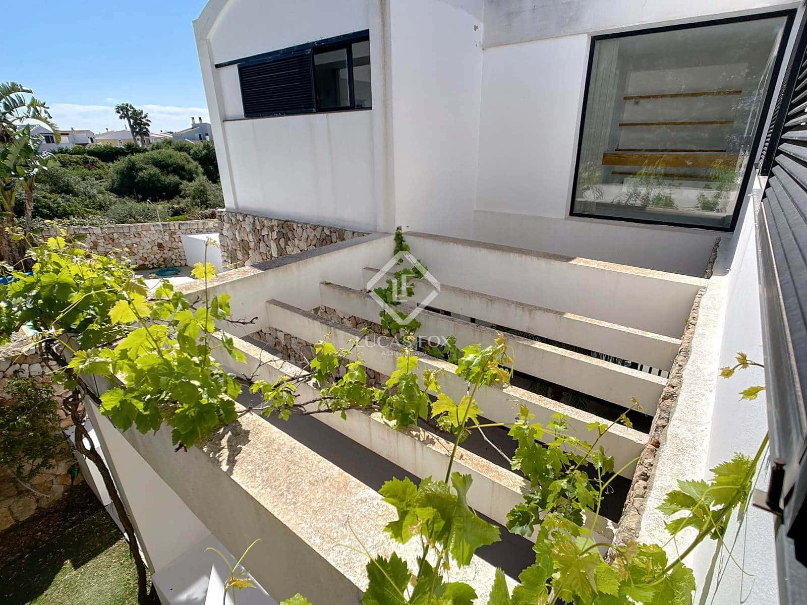 3 Zimmer Villa zu verkaufen in Ciutadella de Menorca mit Pool Garage - 890.000 € (Ref: 8940992)