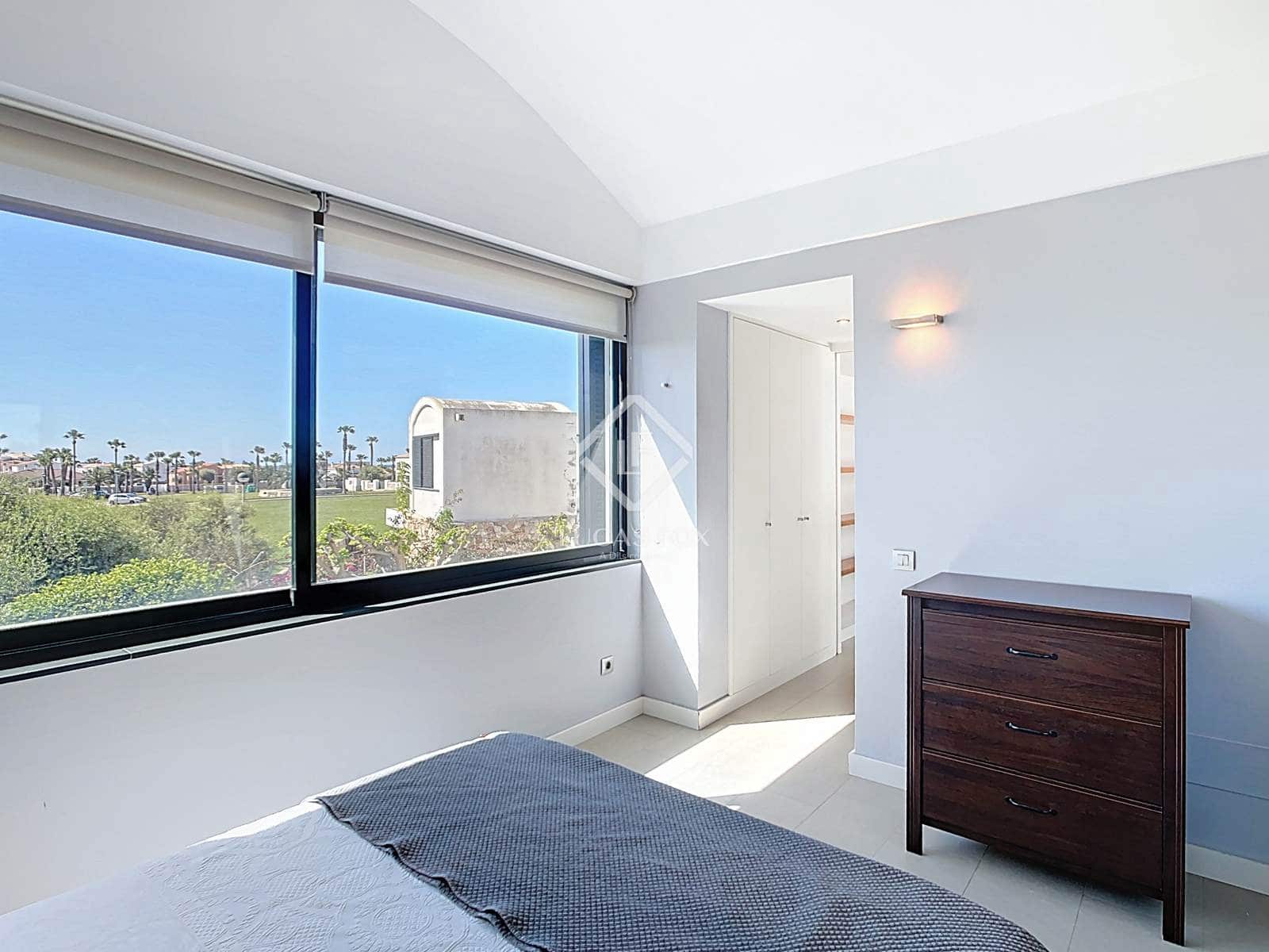 3 Zimmer Villa zu verkaufen in Ciutadella de Menorca mit Pool Garage - 890.000 € (Ref: 8940992)