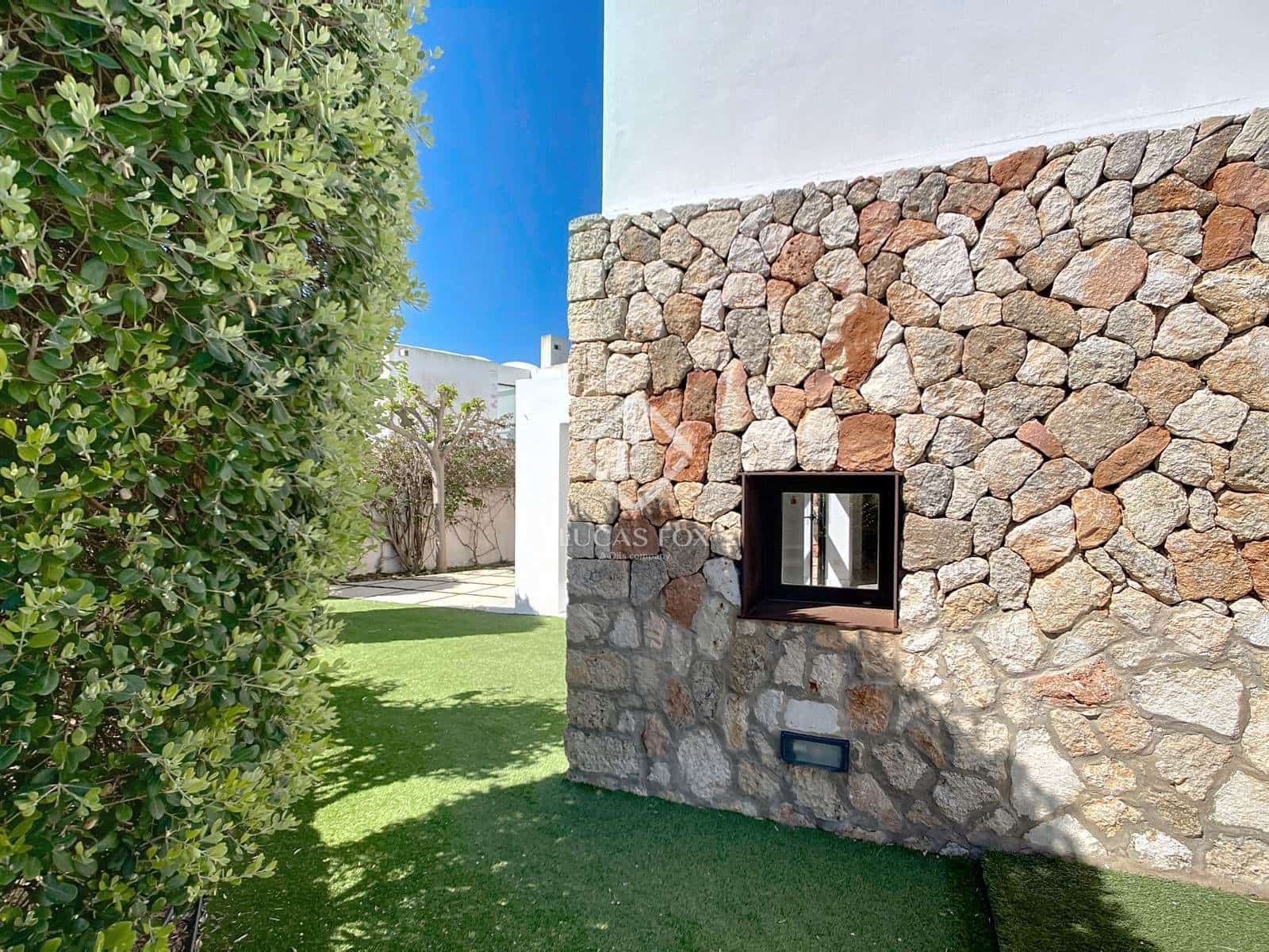 3 Zimmer Villa zu verkaufen in Ciutadella de Menorca mit Pool Garage - 890.000 € (Ref: 8940992)