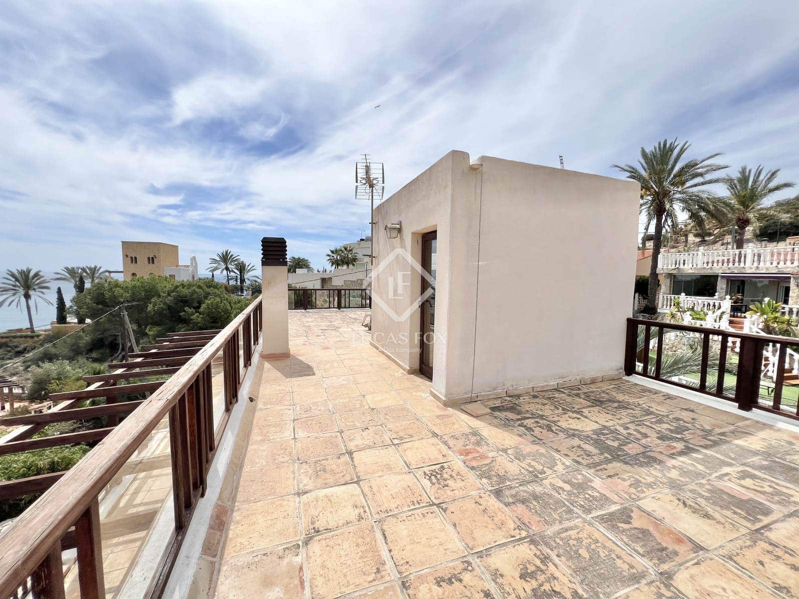 4 chambre Villa/Maison à vendre à El Campello avec garage - 1 190 000 € (Ref: 8941885)