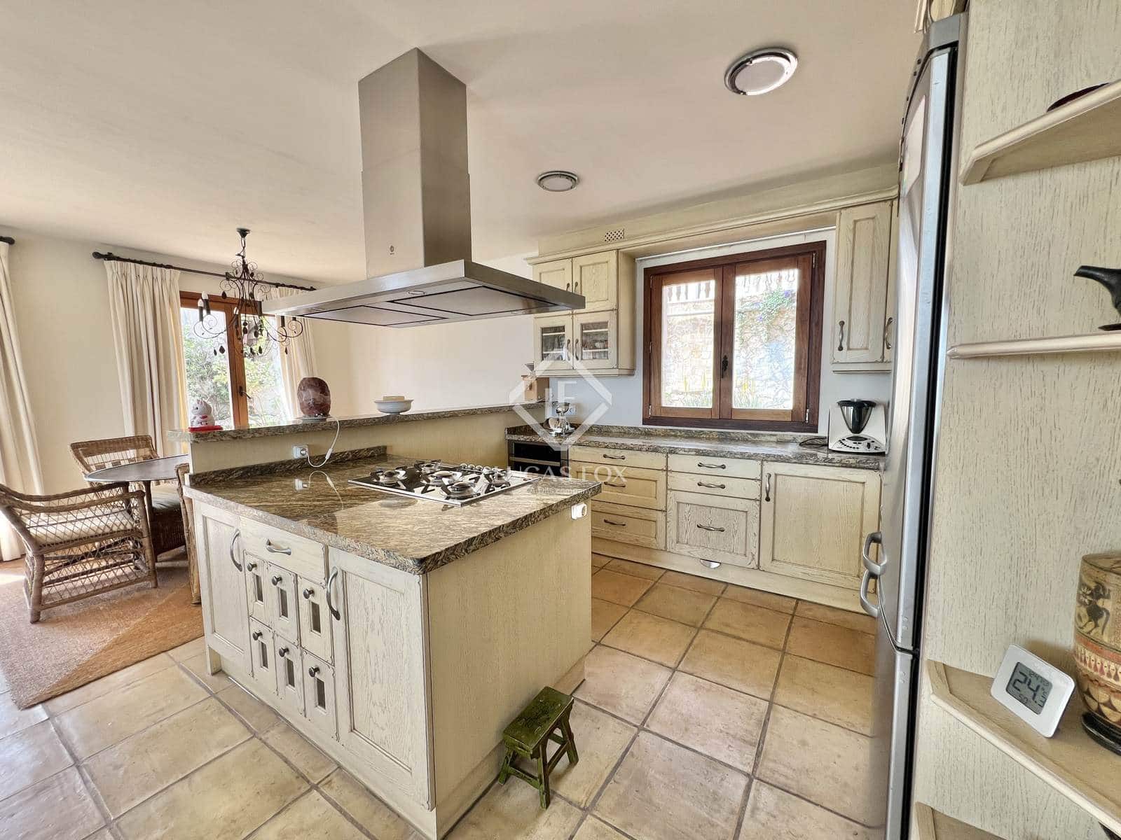 4 chambre Villa/Maison à vendre à El Campello avec garage - 1 190 000 € (Ref: 8941885)