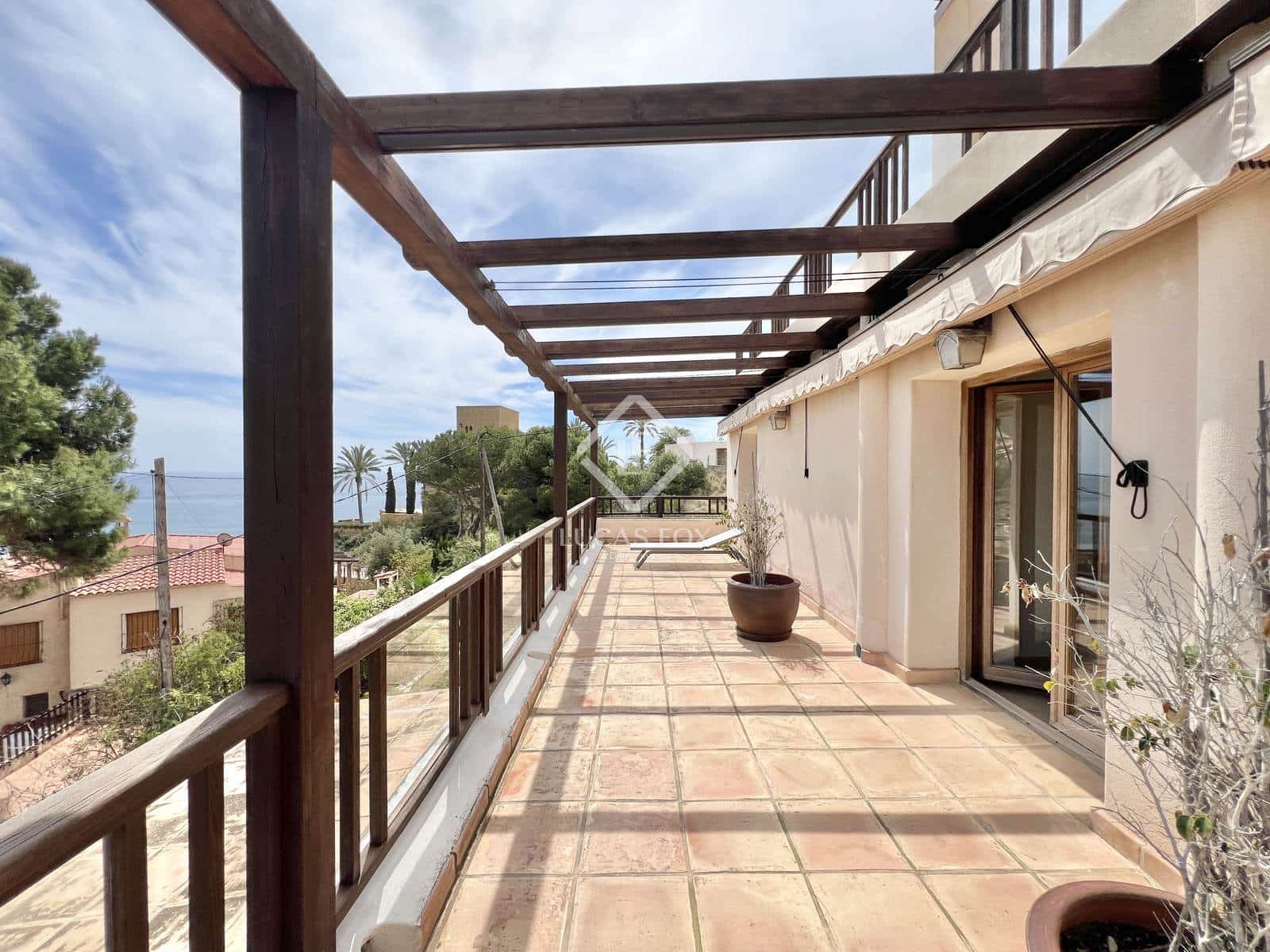 4 chambre Villa/Maison à vendre à El Campello avec garage - 1 190 000 € (Ref: 8941885)