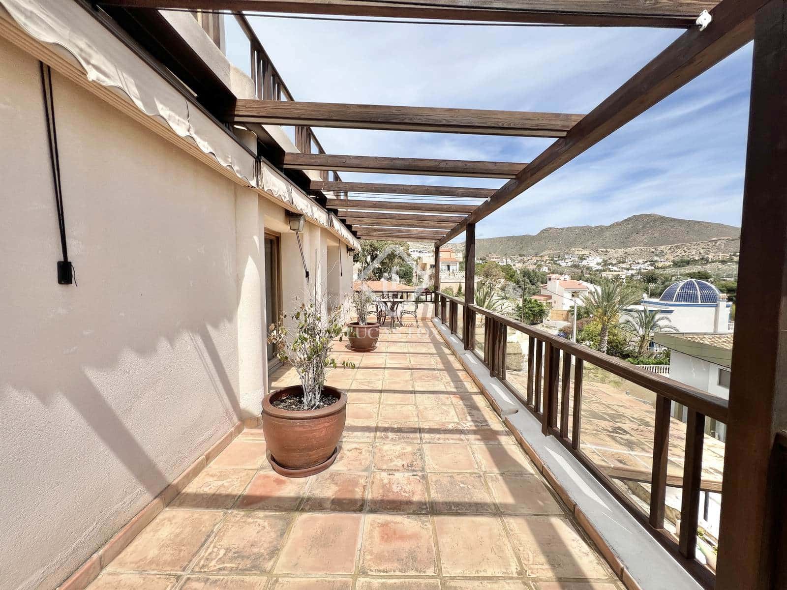 4 chambre Villa/Maison à vendre à El Campello avec garage - 1 190 000 € (Ref: 8941885)