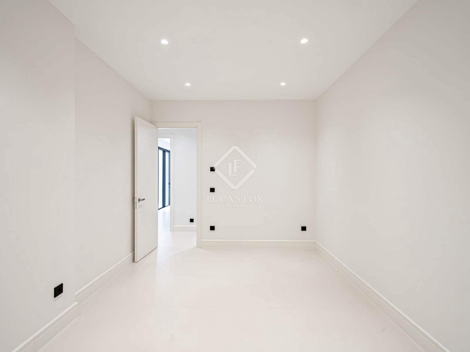 Chalet de 4 habitaciones en Marbella en venta con piscina garaje - 3.500.000 € (Ref: 8941887)