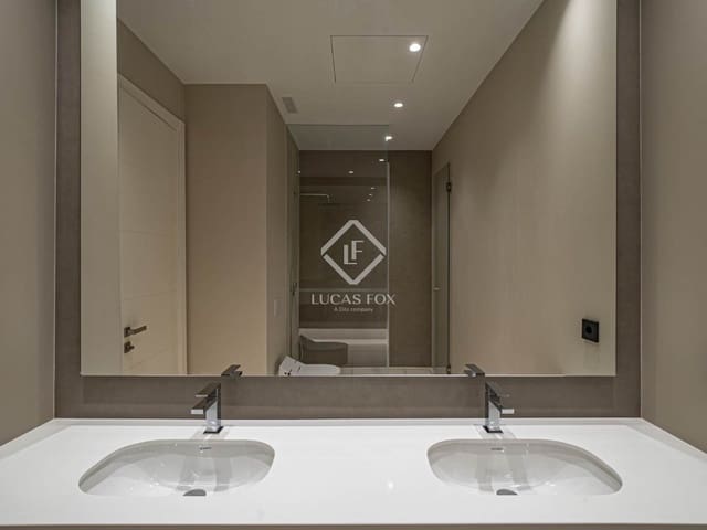 Chalet de 4 habitaciones en Marbella en venta con piscina garaje - 3.500.000 € (Ref: 8941887)