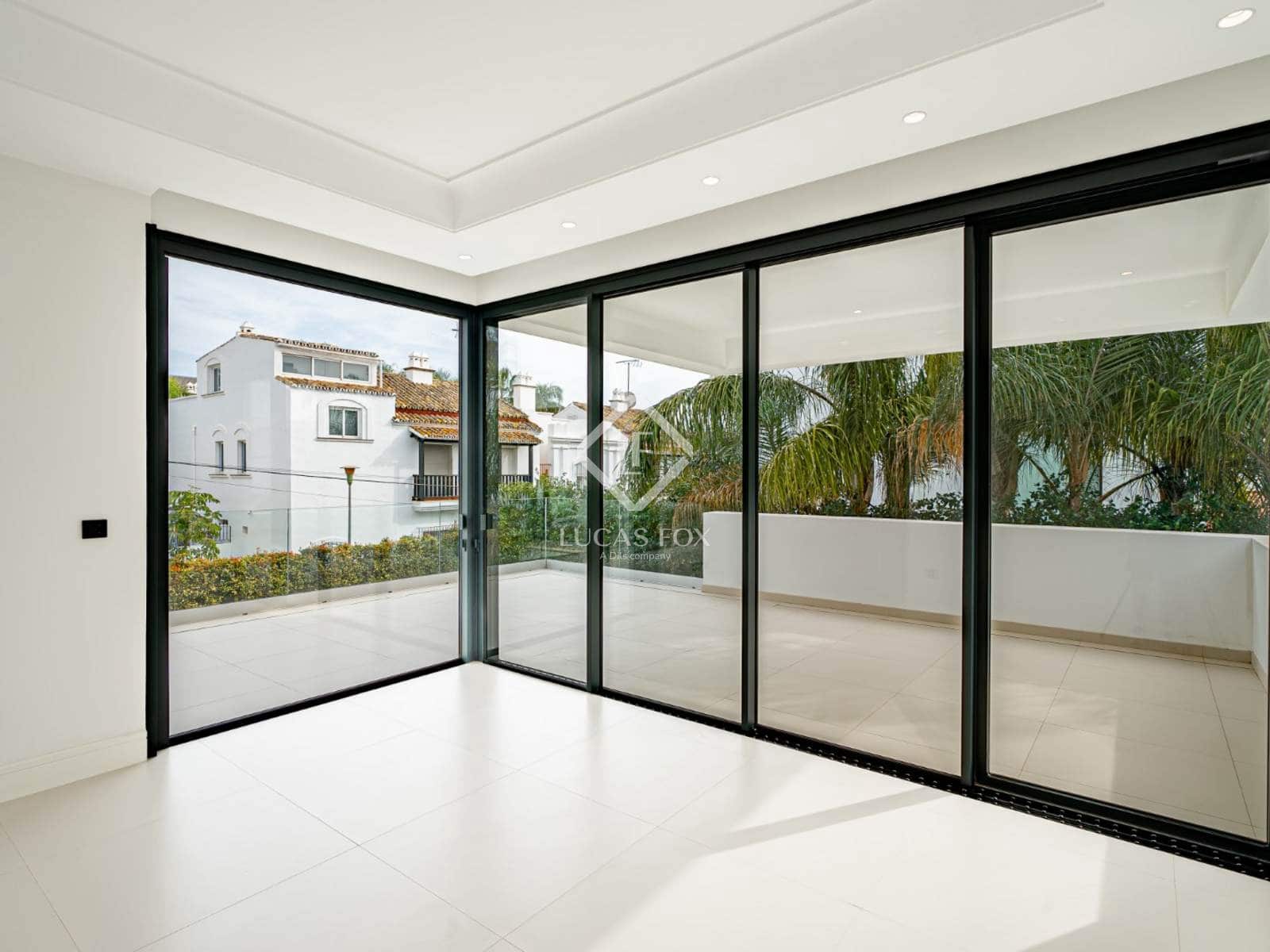 Chalet de 4 habitaciones en Marbella en venta con piscina garaje - 3.500.000 € (Ref: 8941887)