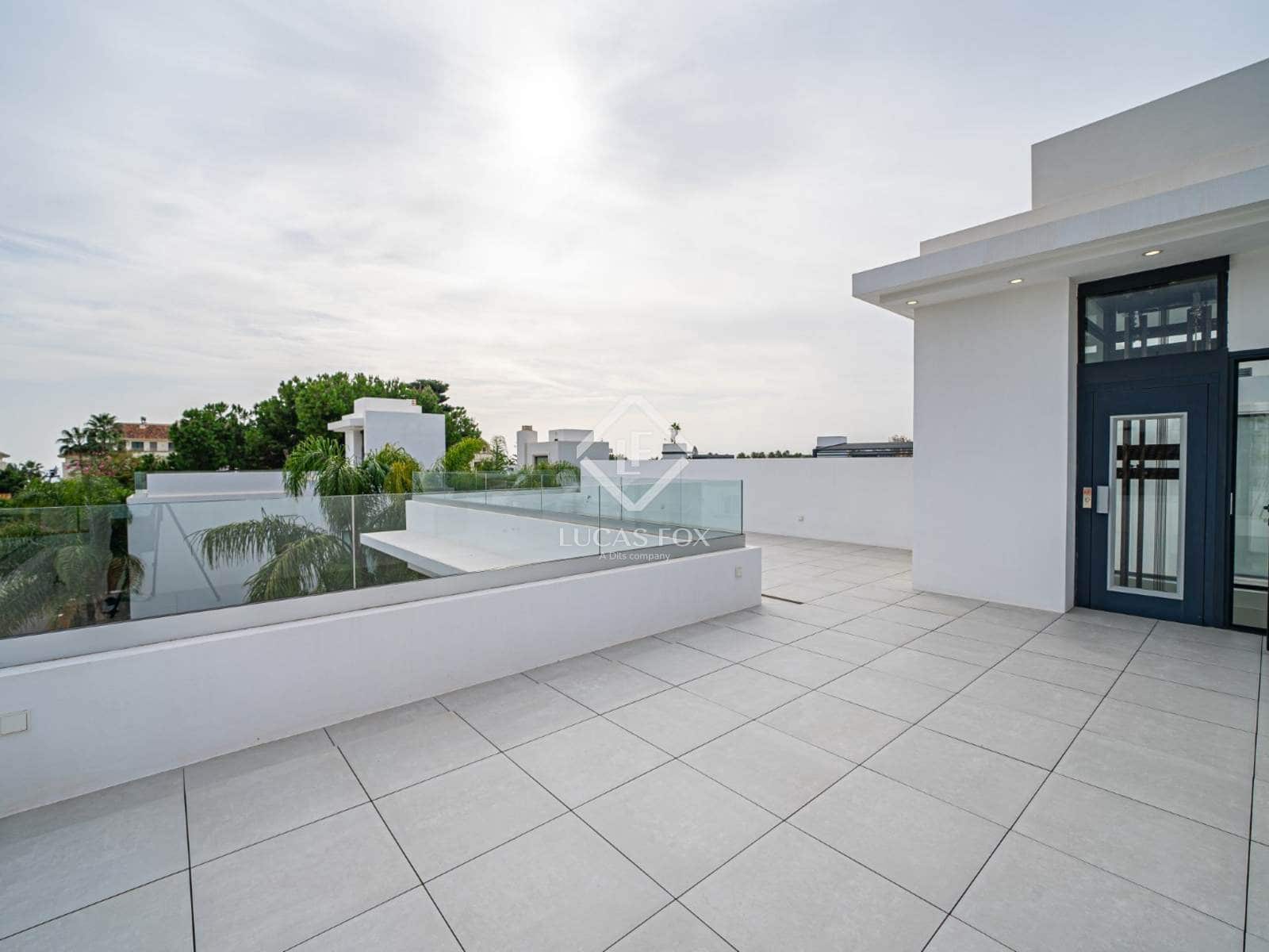 Chalet de 4 habitaciones en Marbella en venta con piscina garaje - 3.500.000 € (Ref: 8941887)