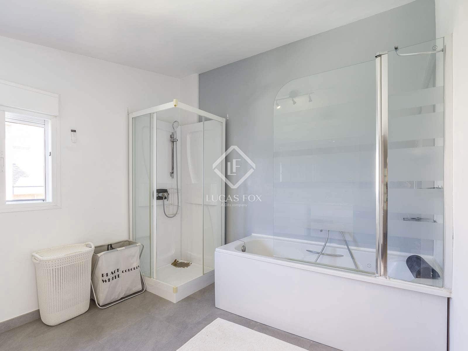 6 soveværelse Villa til salg i Betera med swimmingpool garage - € 1.115.000 (Ref: 8942070)