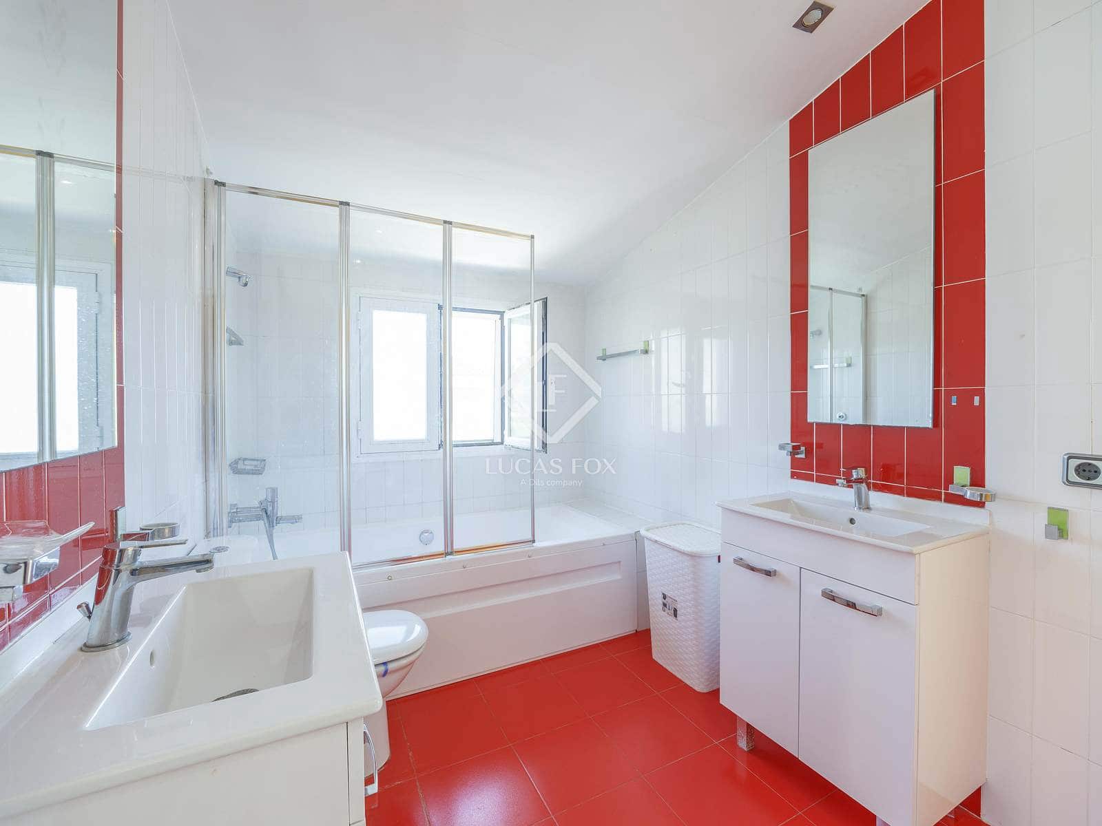 6 soveværelse Villa til salg i Betera med swimmingpool garage - € 1.115.000 (Ref: 8942070)