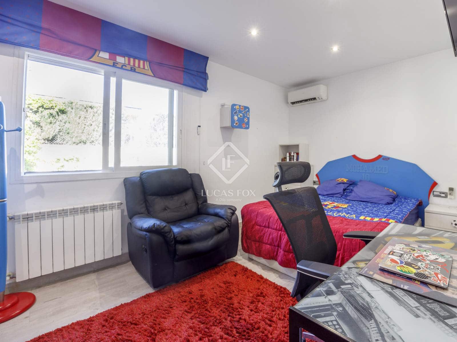 6 soveværelse Villa til salg i Betera med swimmingpool garage - € 1.115.000 (Ref: 8942070)