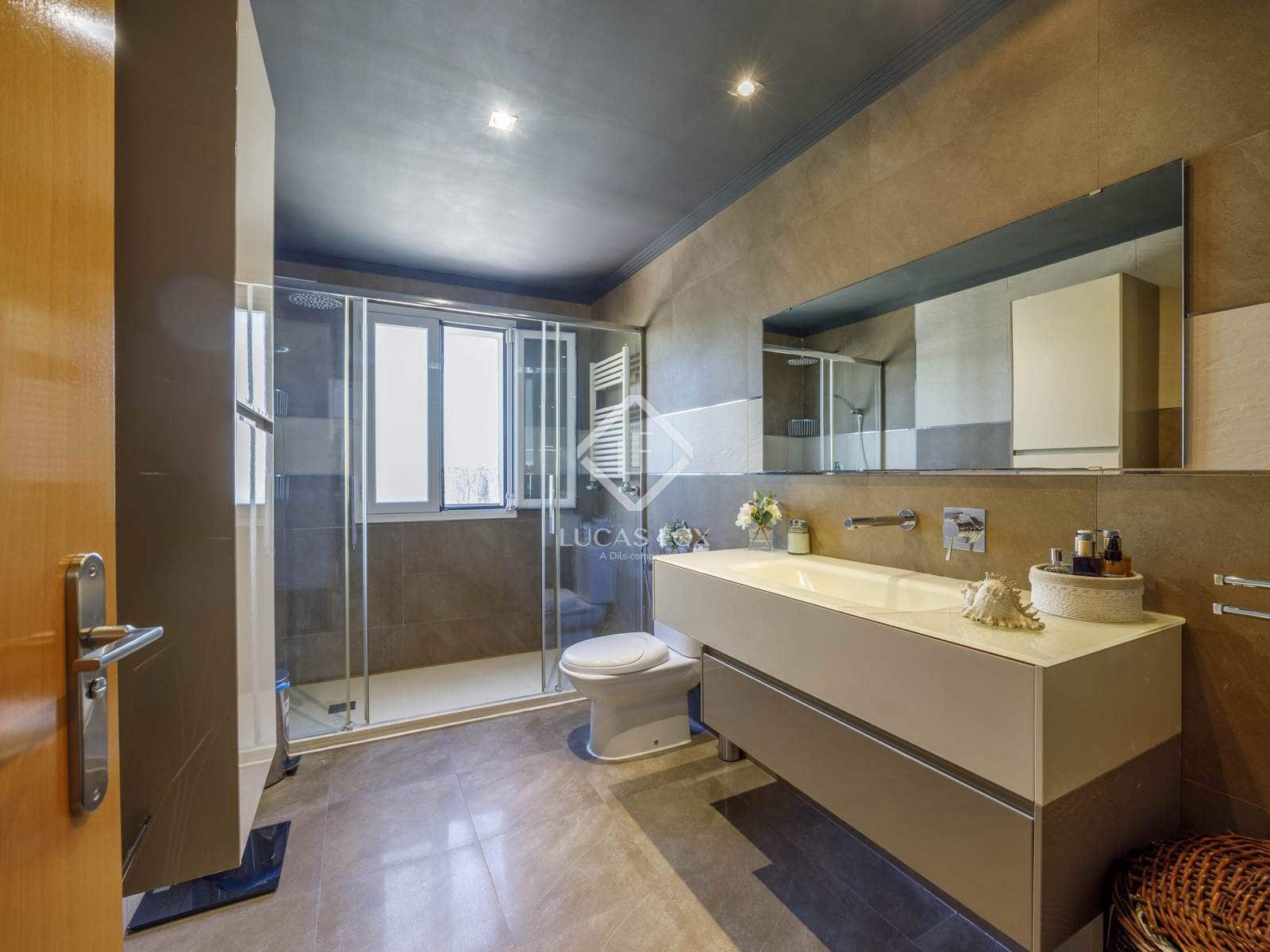 6 soveværelse Villa til salg i Betera med swimmingpool garage - € 1.115.000 (Ref: 8942070)