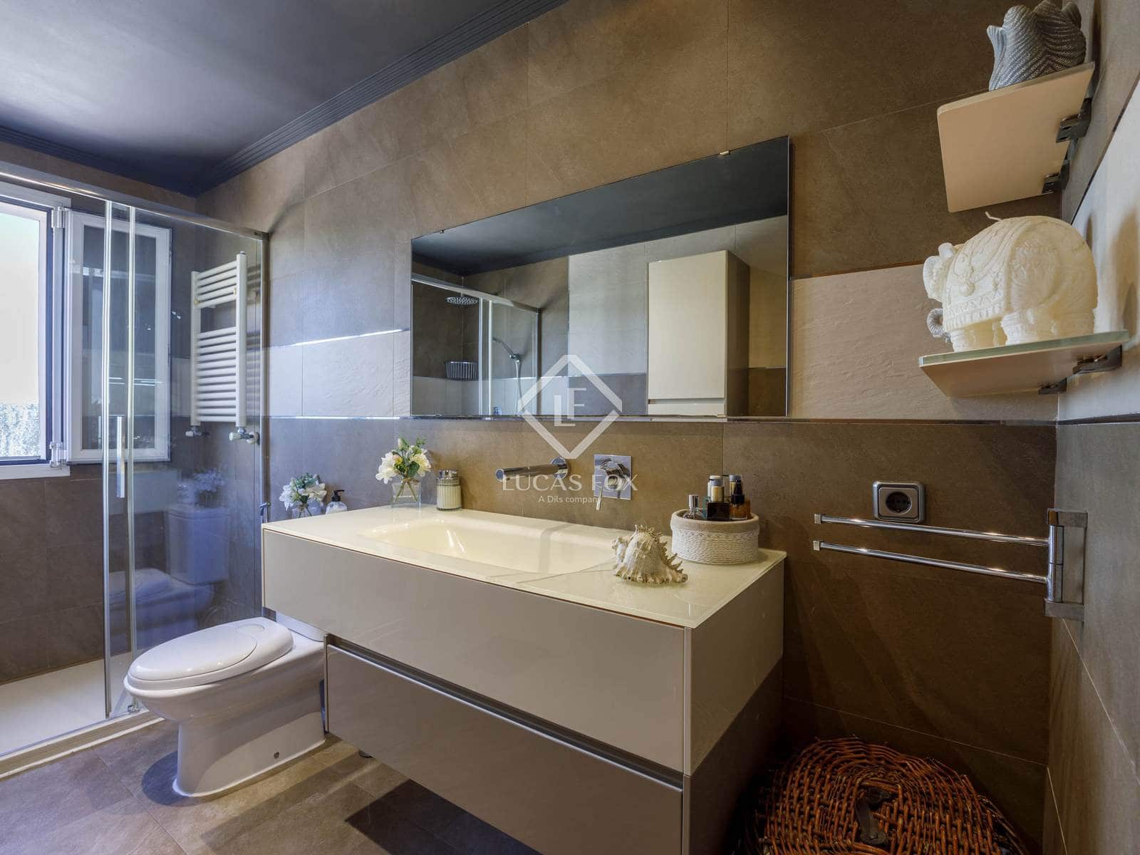 6 soveværelse Villa til salg i Betera med swimmingpool garage - € 1.115.000 (Ref: 8942070)