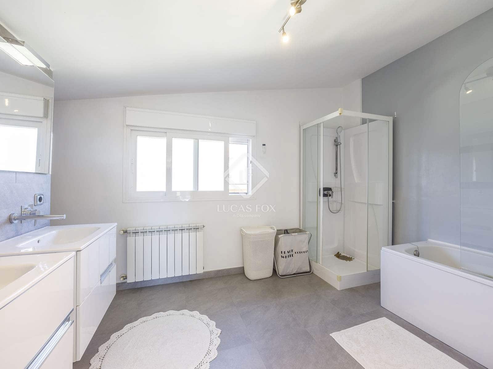 6 soveværelse Villa til salg i Betera med swimmingpool garage - € 1.115.000 (Ref: 8942070)