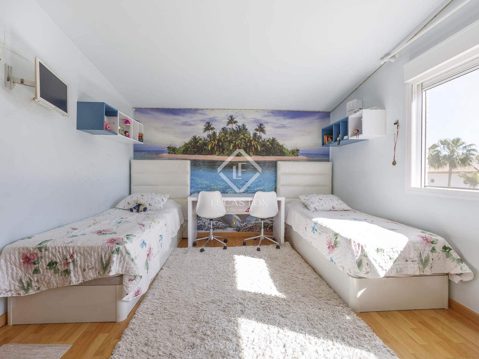 6 soveværelse Villa til salg i Betera med swimmingpool garage - € 1.115.000 (Ref: 8942070)