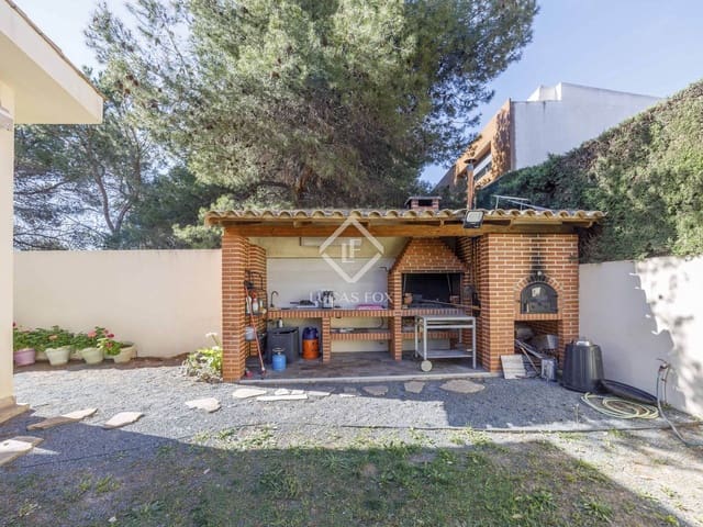 6 quarto Moradia para venda em Bétera com piscina garagem - 1 115 000 € (Ref: 8942070)