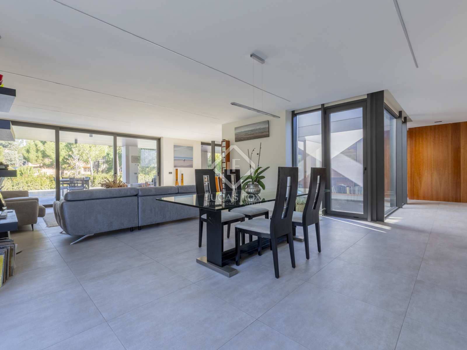 5 soveværelse Villa til salg i Boadilla del Monte med swimmingpool garage - € 2.670.000 (Ref: 8942071)