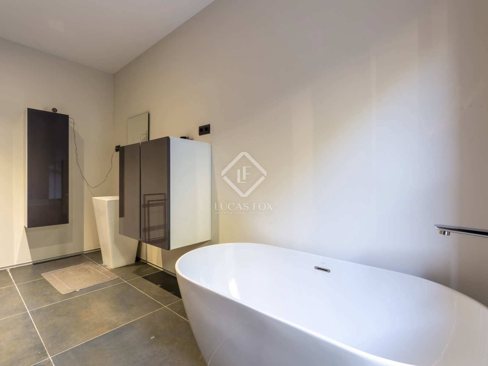 5 soveværelse Villa til salg i Boadilla del Monte med swimmingpool garage - € 2.670.000 (Ref: 8942071)