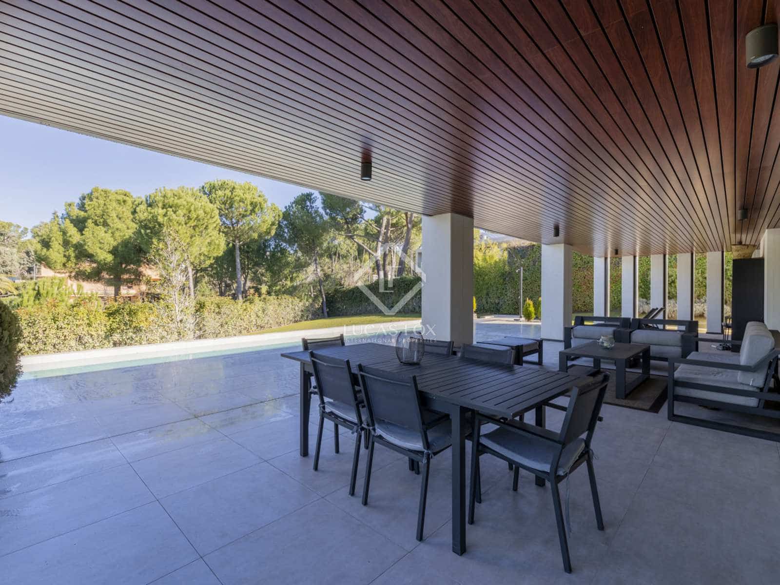 5 soveværelse Villa til salg i Boadilla del Monte med swimmingpool garage - € 2.670.000 (Ref: 8942071)