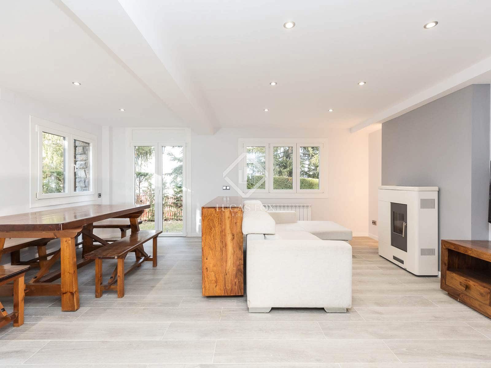 3 soverom Leilighet til salgs i Alp med garasje - € 460 000 (Ref: 8942274)