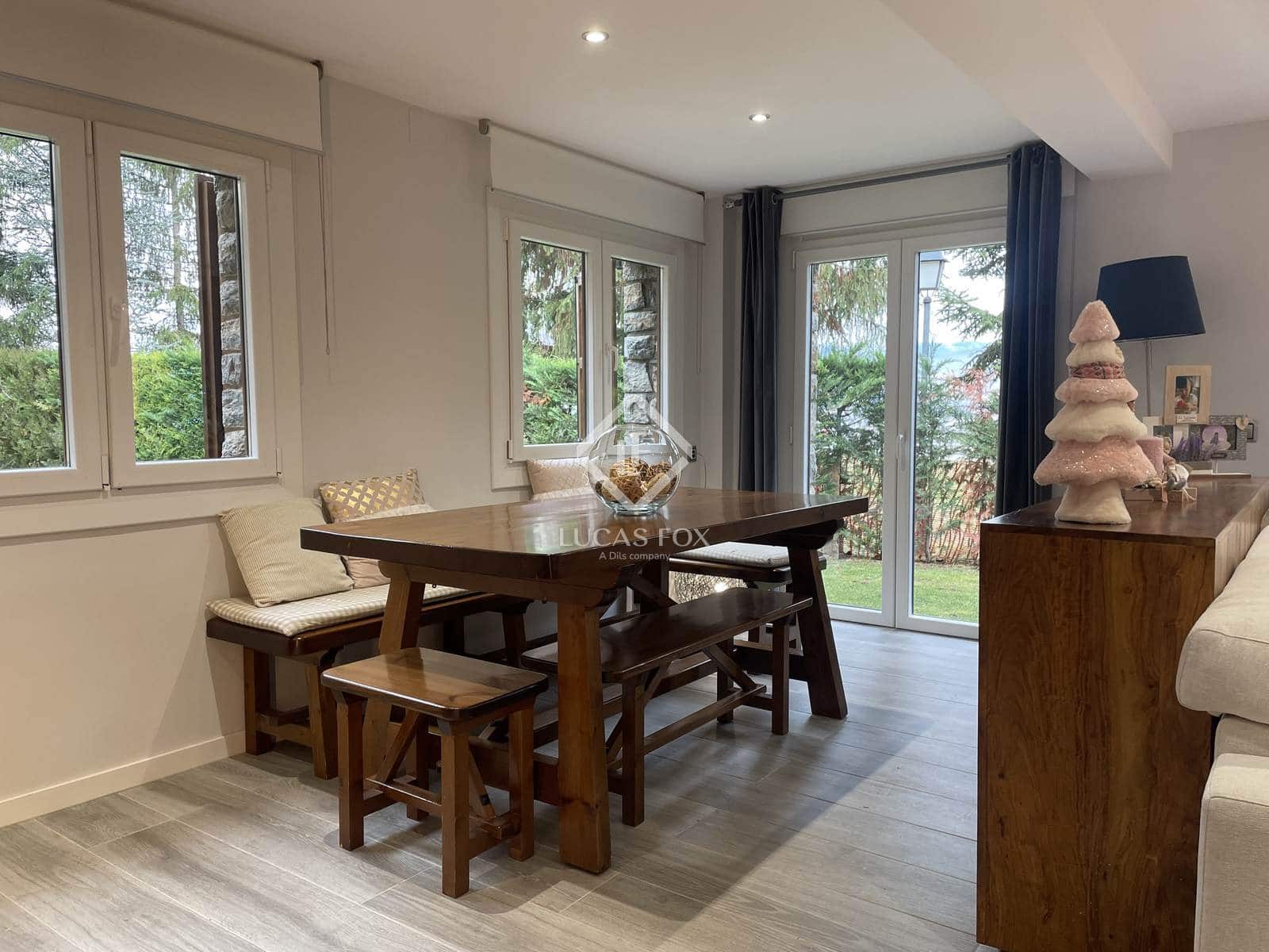 3 soverom Leilighet til salgs i Alp med garasje - € 460 000 (Ref: 8942274)