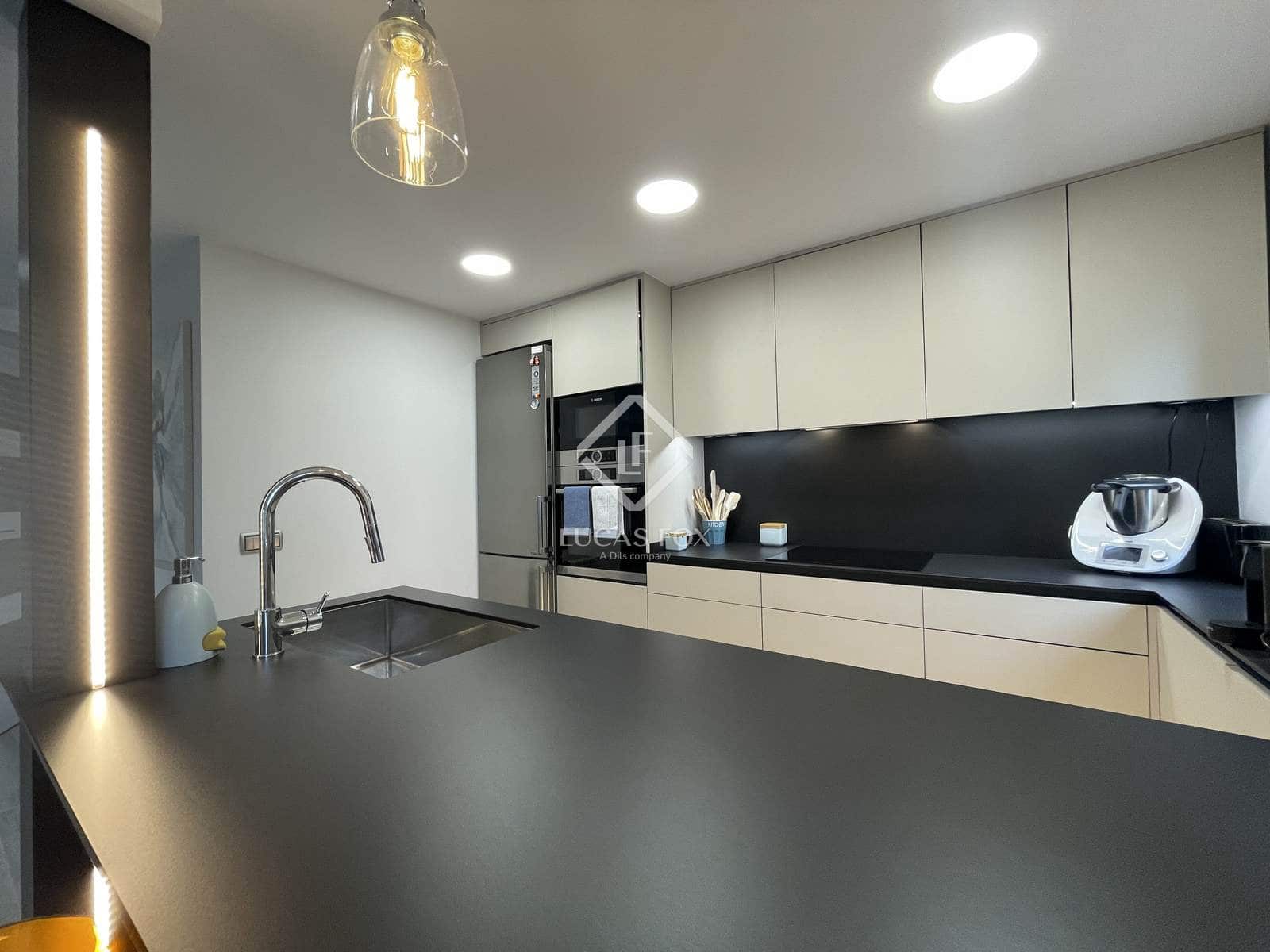 3 soverom Leilighet til salgs i Alp med garasje - € 460 000 (Ref: 8942274)