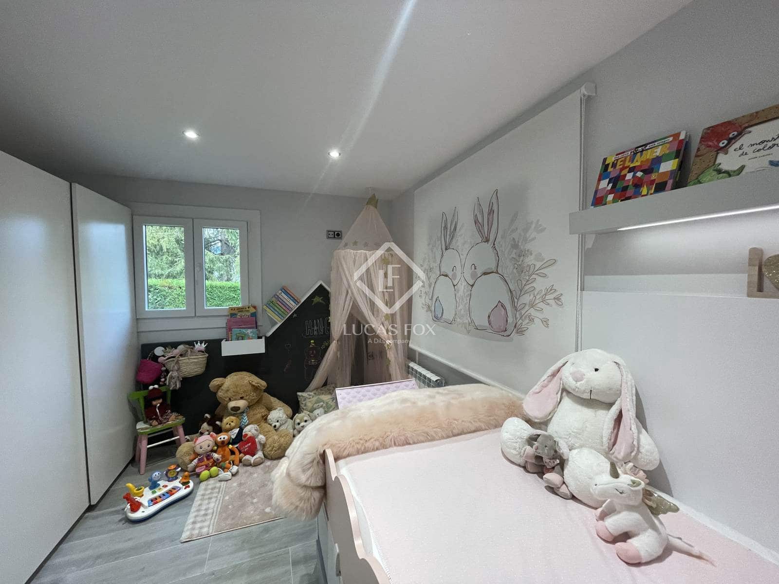 3 soverom Leilighet til salgs i Alp med garasje - € 460 000 (Ref: 8942274)