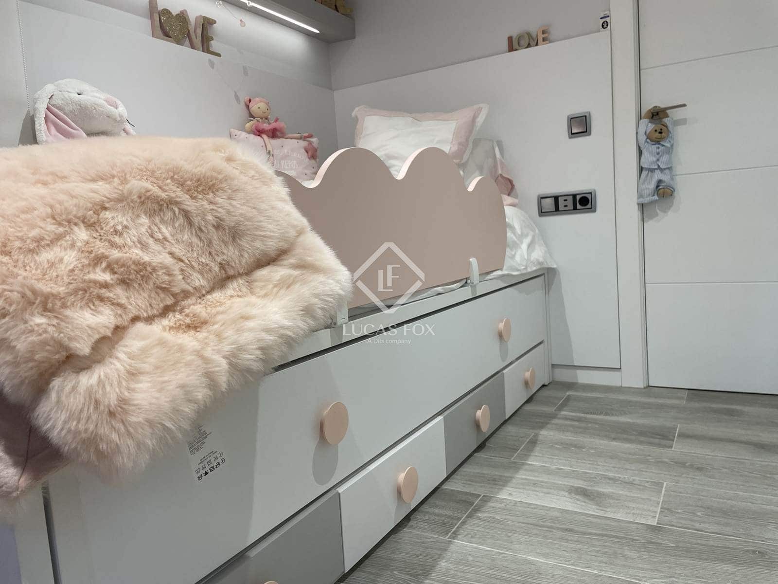 3 soverom Leilighet til salgs i Alp med garasje - € 460 000 (Ref: 8942274)