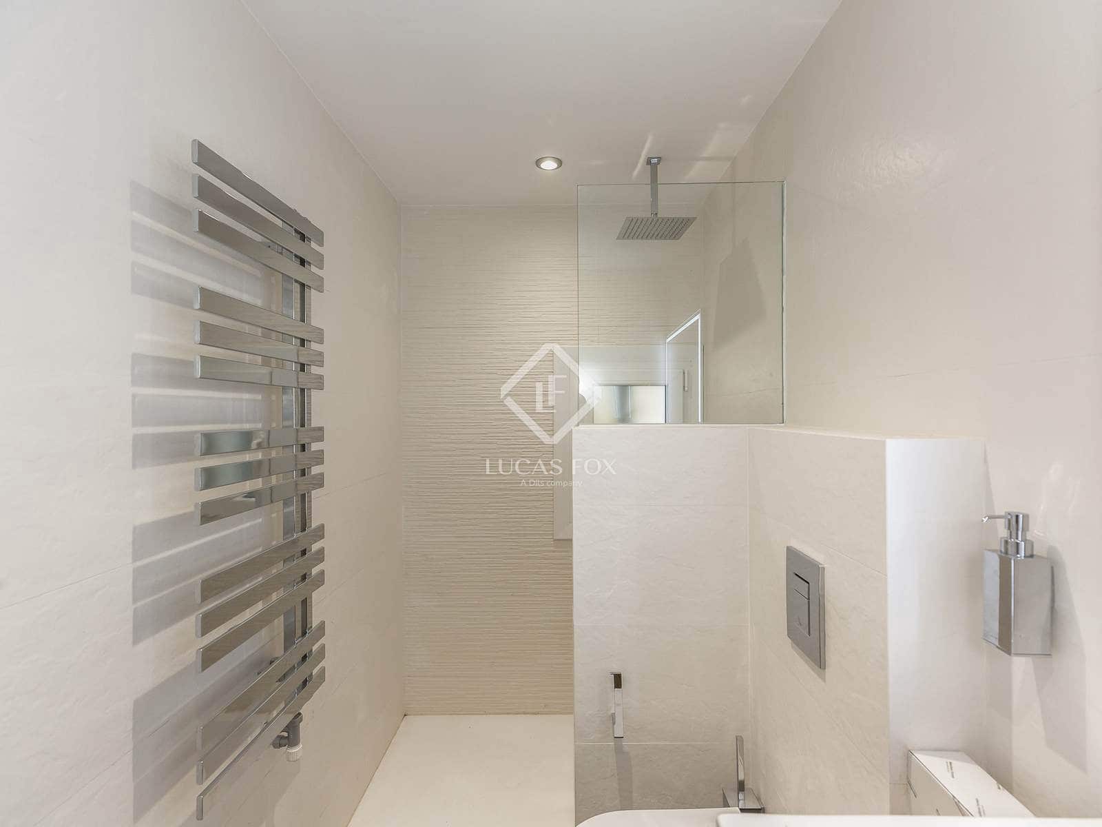 3 soverom Leilighet til salgs i Alp med garasje - € 460 000 (Ref: 8942274)