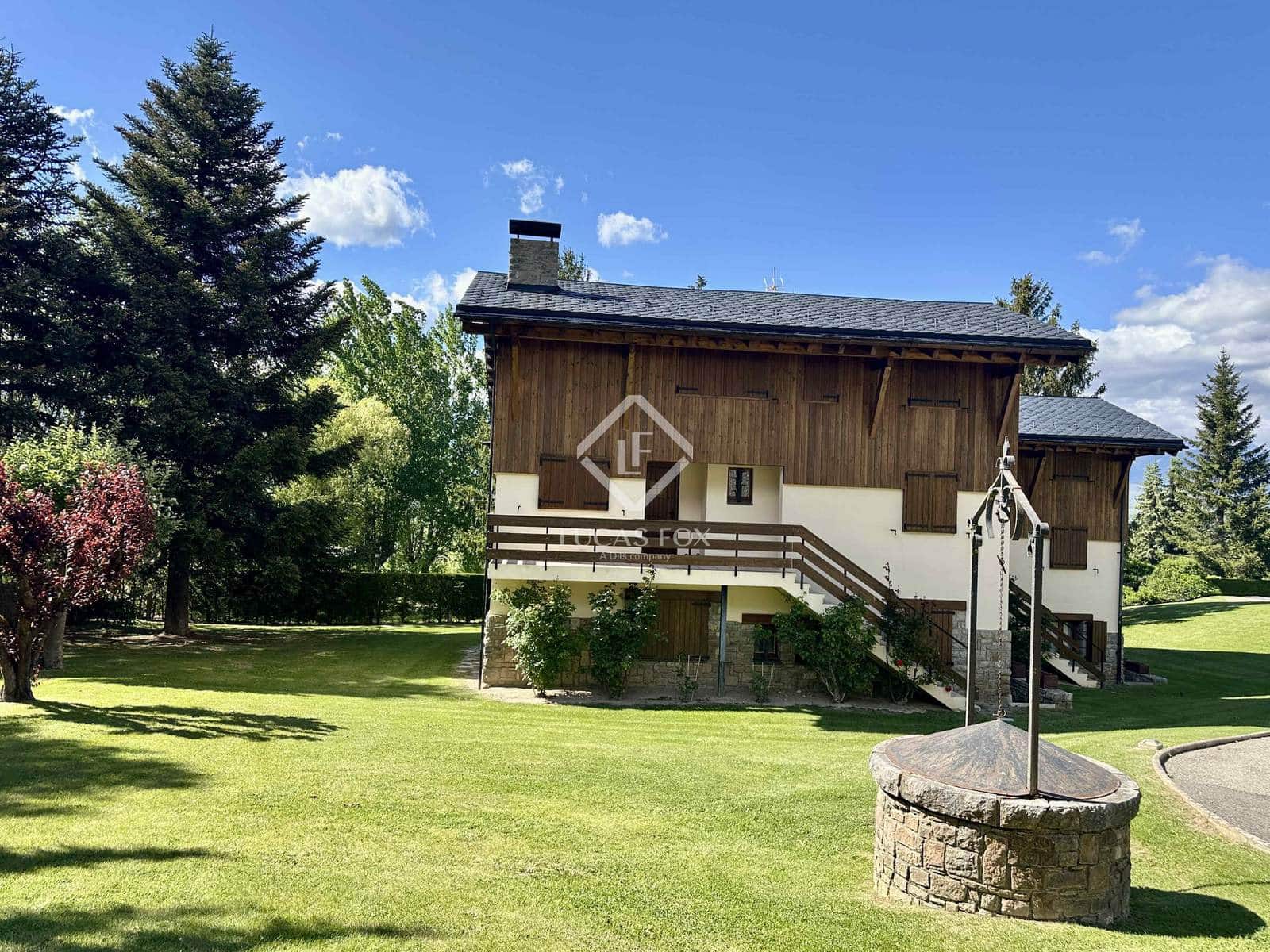 3 soverom Leilighet til salgs i Alp med garasje - € 460 000 (Ref: 8942274)