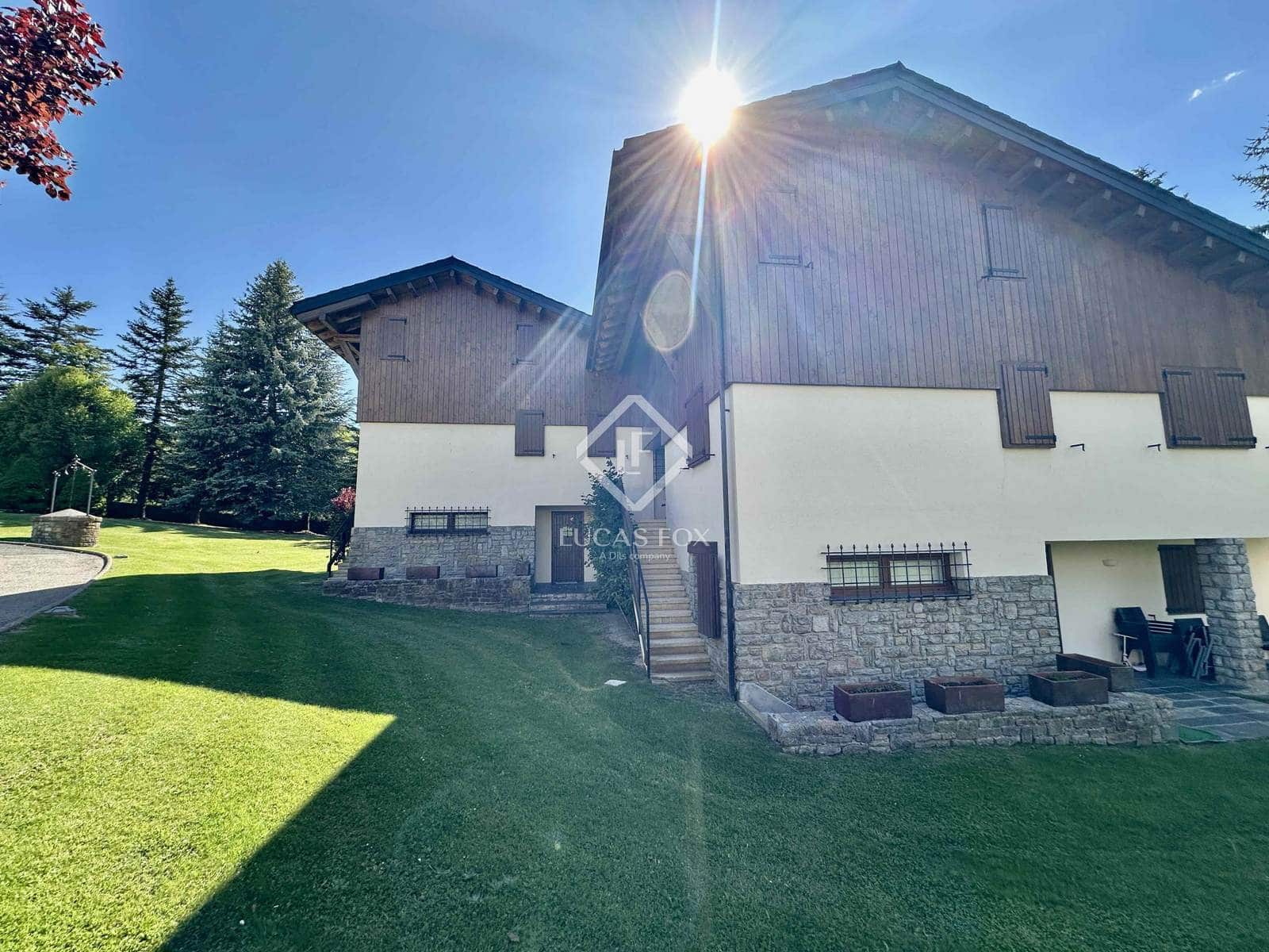 3 soverom Leilighet til salgs i Alp med garasje - € 460 000 (Ref: 8942274)