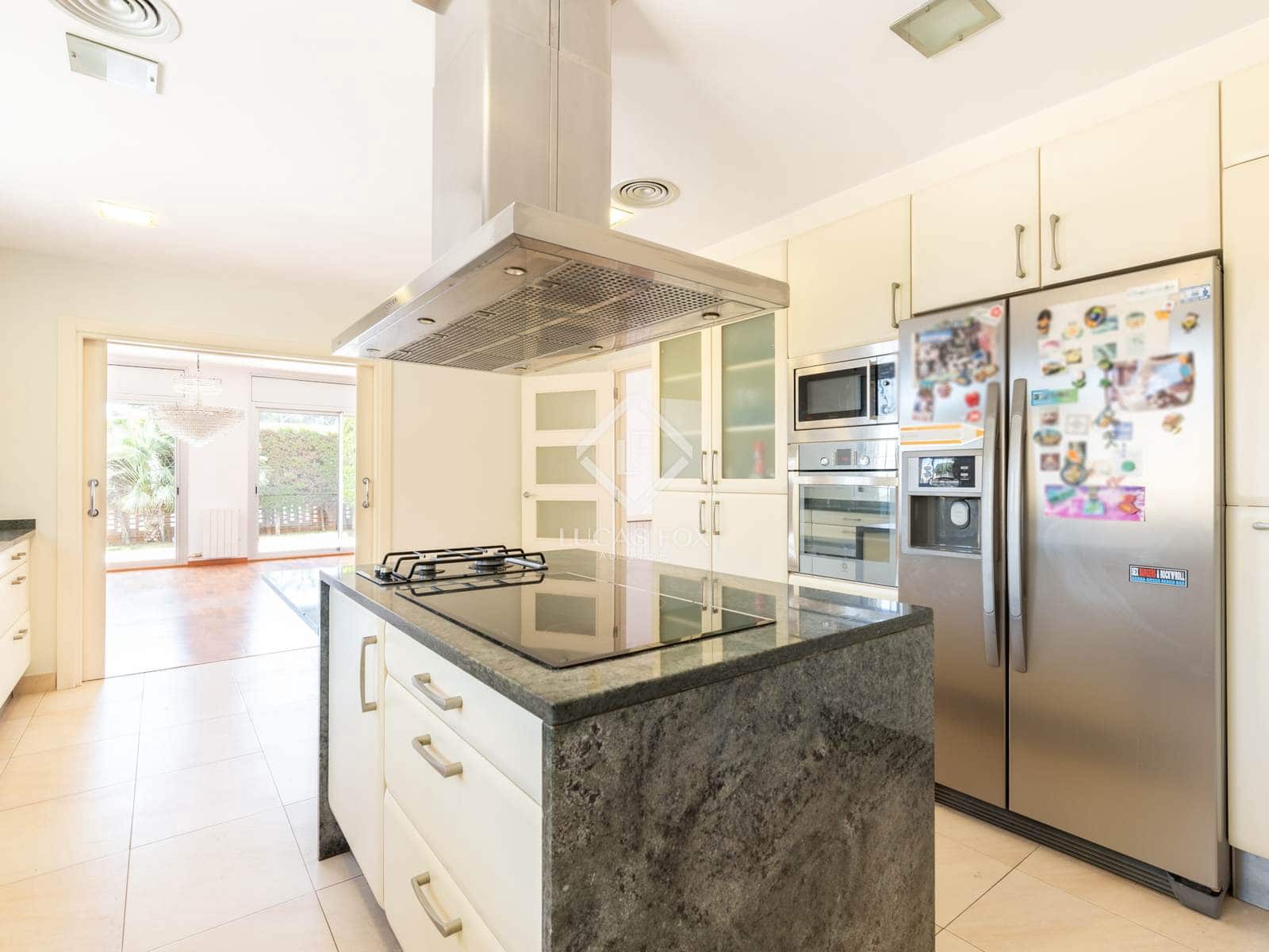 5 soveværelse Villa til salg i Castelldefels med garage - € 1.900.000 (Ref: 8944932)