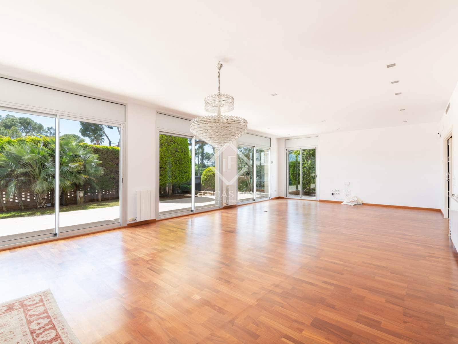 5 soveværelse Villa til salg i Castelldefels med garage - € 1.900.000 (Ref: 8944932)