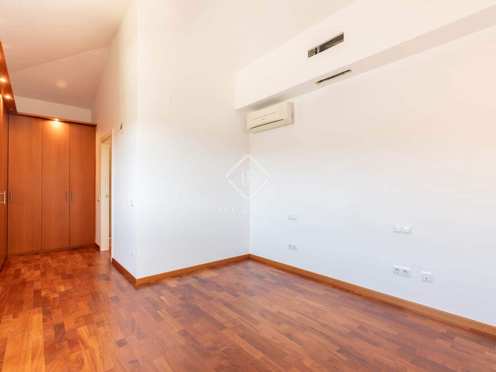 5 soveværelse Villa til salg i Castelldefels med garage - € 1.900.000 (Ref: 8944932)