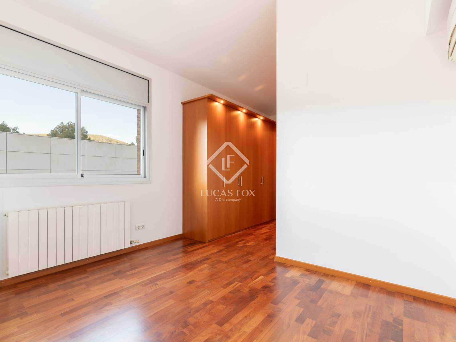 5 soveværelse Villa til salg i Castelldefels med garage - € 1.900.000 (Ref: 8944932)