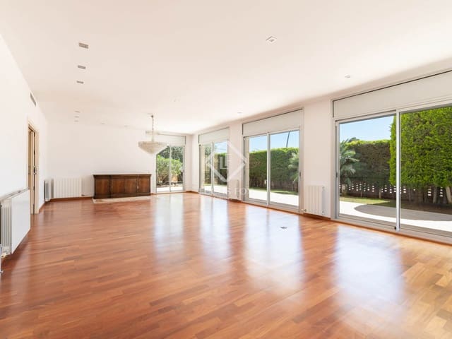 5 Zimmer Villa zu verkaufen in Castelldefels mit Garage - 1.900.000 € (Ref: 8944932)