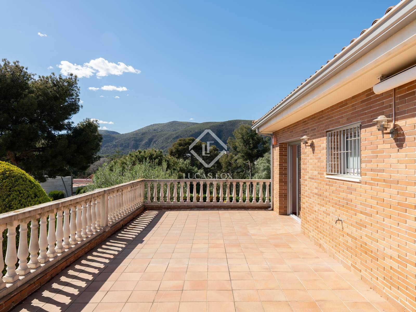 5 soveværelse Villa til salg i Castelldefels med garage - € 1.900.000 (Ref: 8944932)