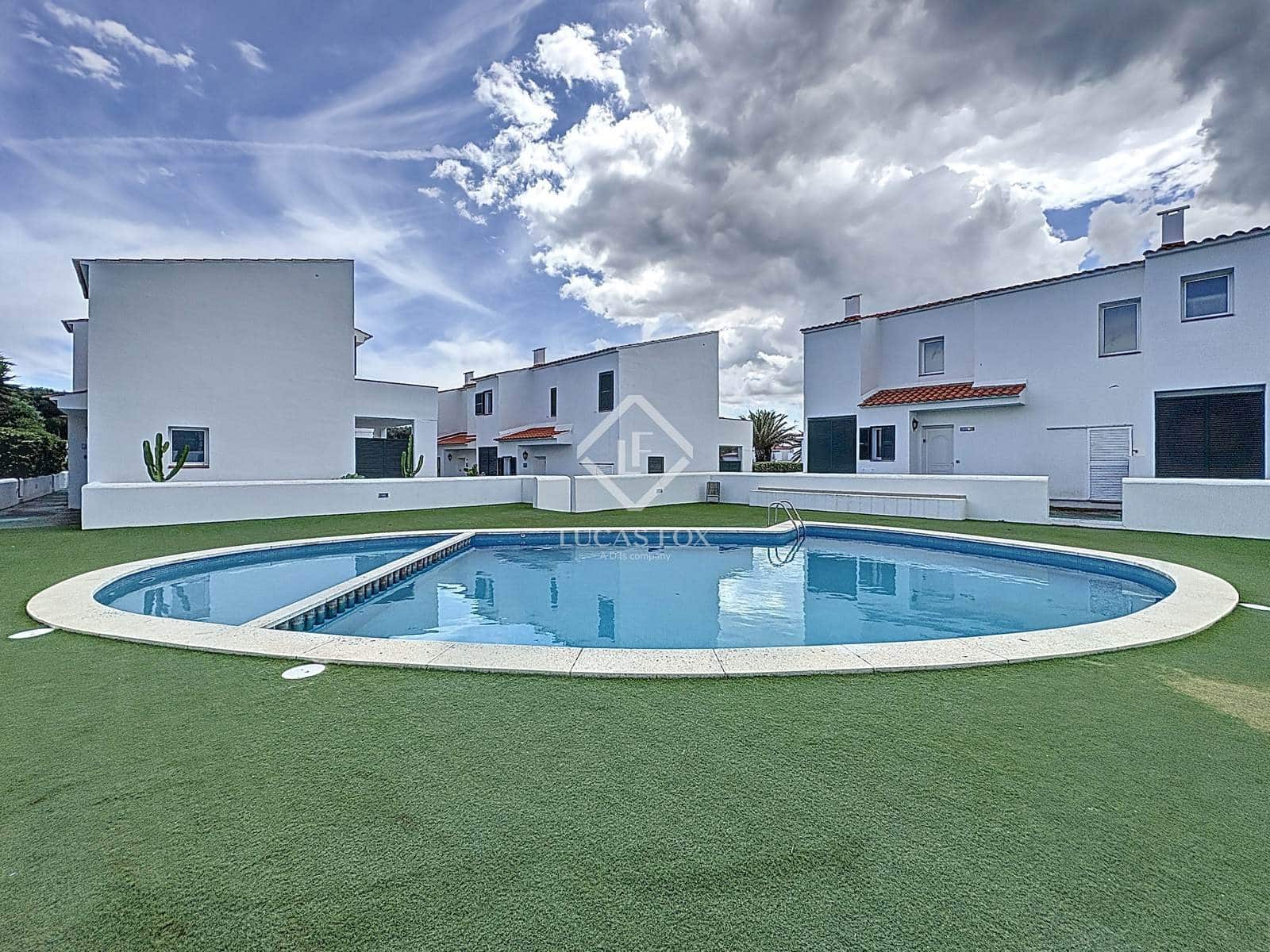 3 soveværelse Villa til salg i Es Mercadal med swimmingpool garage - € 495.000 (Ref: 8945502)