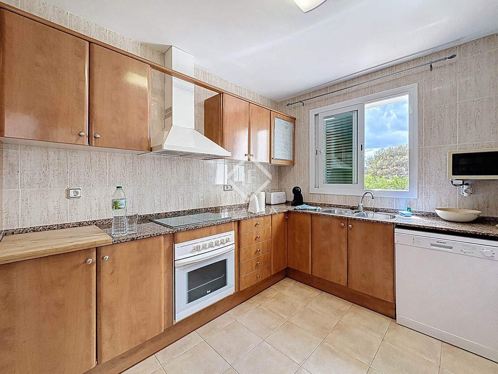 3 soveværelse Villa til salg i Es Mercadal med swimmingpool garage - € 495.000 (Ref: 8945502)