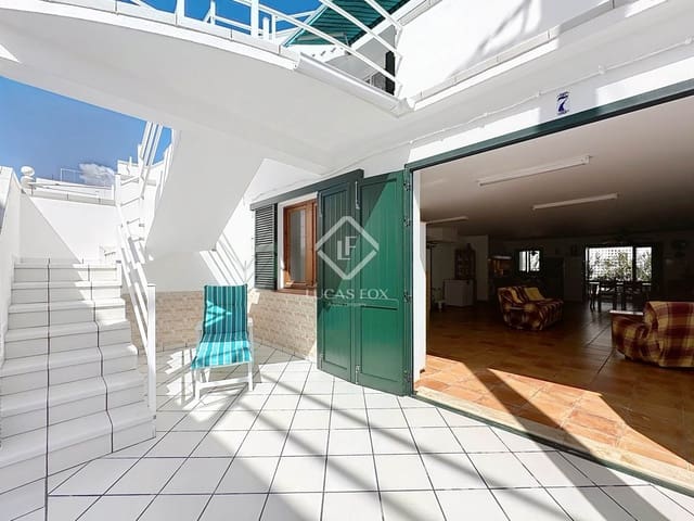 4 chambre Villa/Maison à vendre à Mahón / Maó avec garage - 850 000 € (Ref: 8945503)