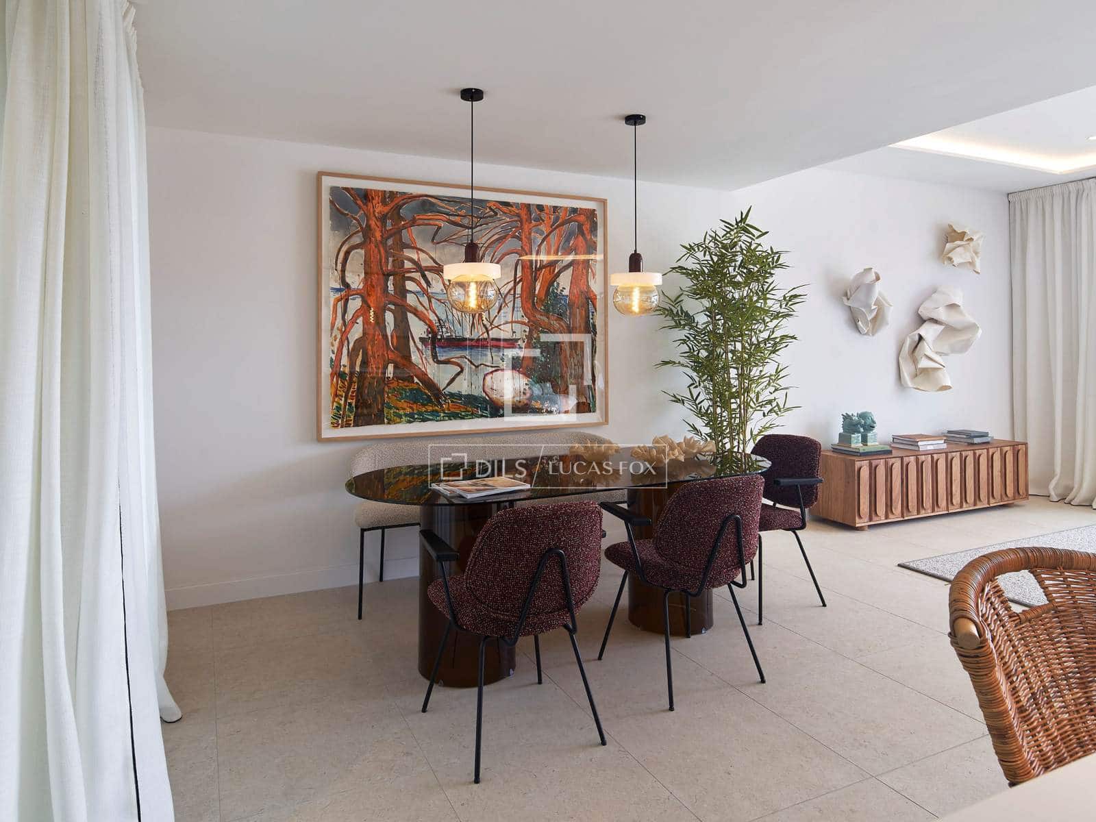 4 bedroom Villa for sale in Madrid city with pool garage - € 1,080,000 (Ref: 8947101)