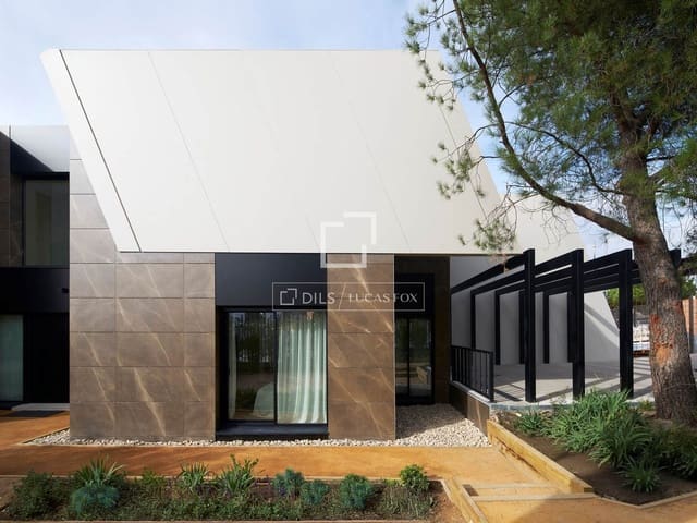 4 chambre Villa/Maison à vendre à Madrid ville avec piscine garage - 1 080 000 € (Ref: 8947101)