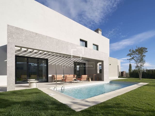 5 quarto Moradia para venda em Madrid cidade com piscina garagem - 1 430 000 € (Ref: 8947113)