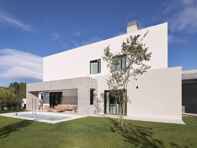 5 quarto Moradia para venda em Madrid cidade com piscina garagem - 1 430 000 € (Ref: 8947113)