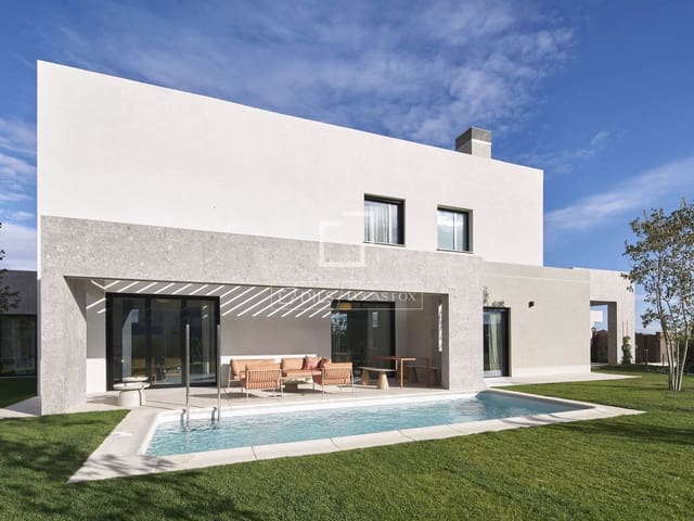 5 quarto Moradia para venda em Madrid cidade com piscina garagem - 1 430 000 € (Ref: 8947113)