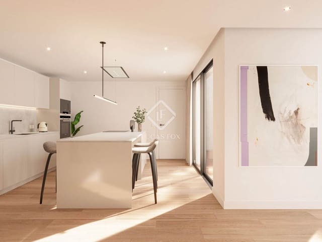 4 slaapkamer Villa te koop in Madrid stad met zwembad garage - € 1.047.600 (Ref: 8947119)